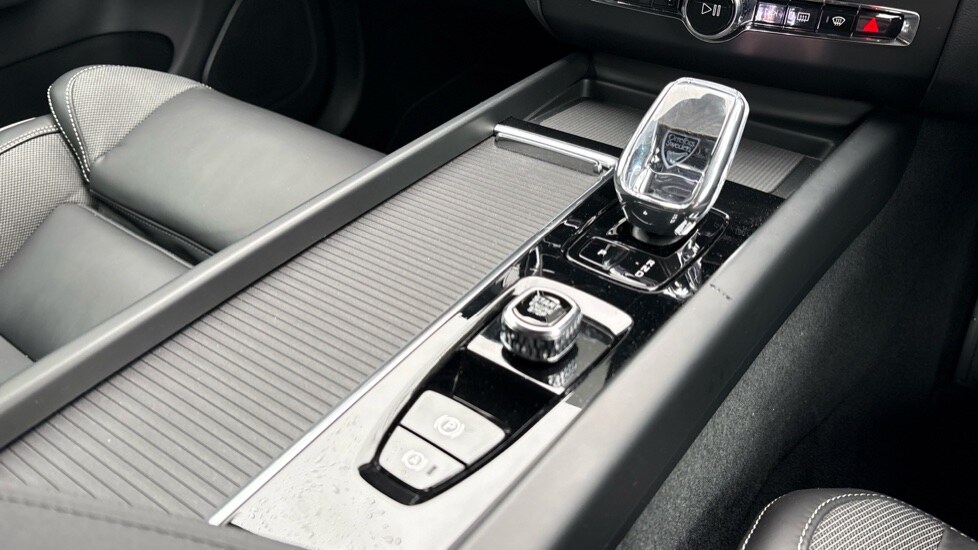 Used Volvo XC60 2025 for sale - 78117721: Photo 24