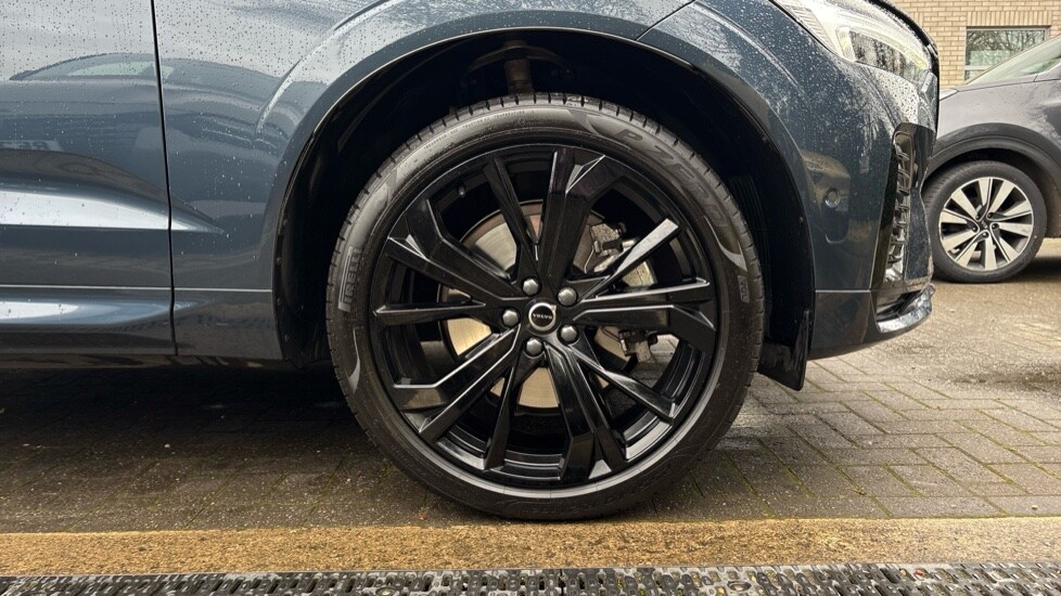 Used Volvo XC60 2025 for sale - 78117721: Photo 9