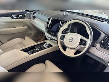 Used Volvo XC60 2023 for sale - 79846462: Photo