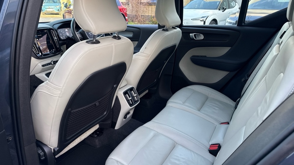 Used Volvo XC40 2021 for sale - 77241124: Photo 25