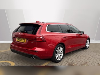 Used Volvo V60 2019 for sale - 77067790: Photo