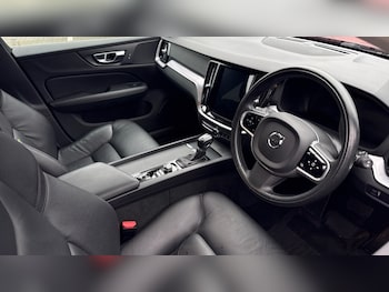 Used Volvo V60 2019 for sale - 77067790: Photo
