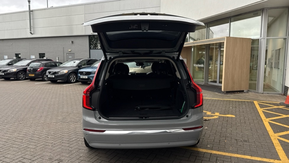 Used Volvo XC90 2025 for sale - 76977672: Photo 13
