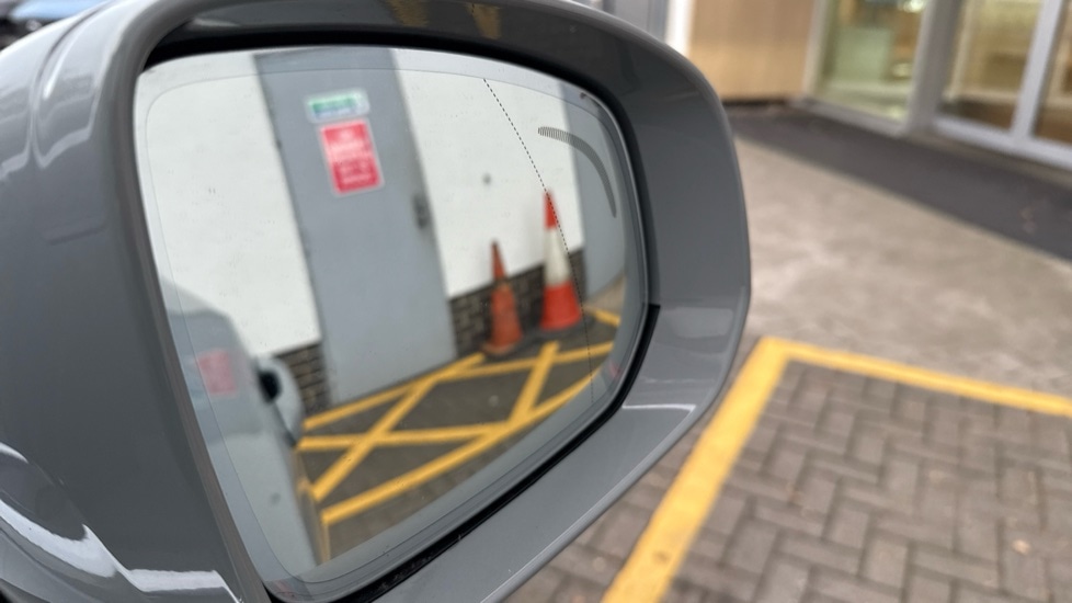 Used Volvo XC90 2025 for sale - 76977672: Photo 23