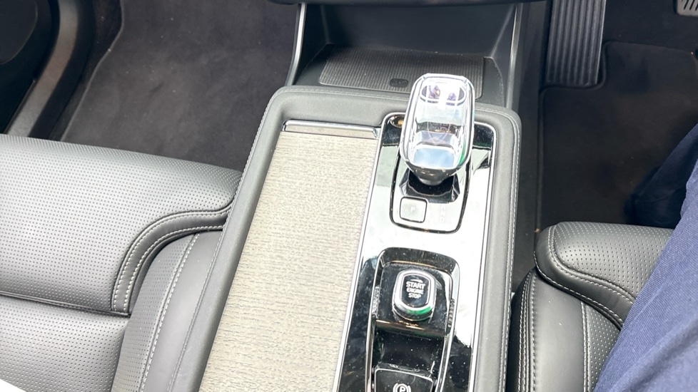 Used Volvo XC90 2025 for sale - 76977672: Photo 29