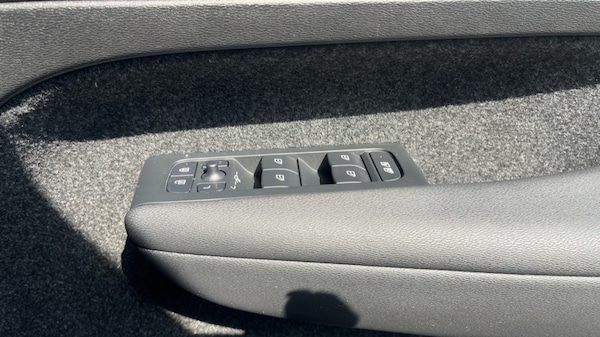Used Volvo XC40 2024 for sale - 75526580: Photo 27