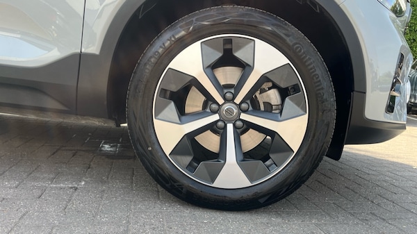 Used Volvo XC40 2024 for sale - 75526580: Photo 9