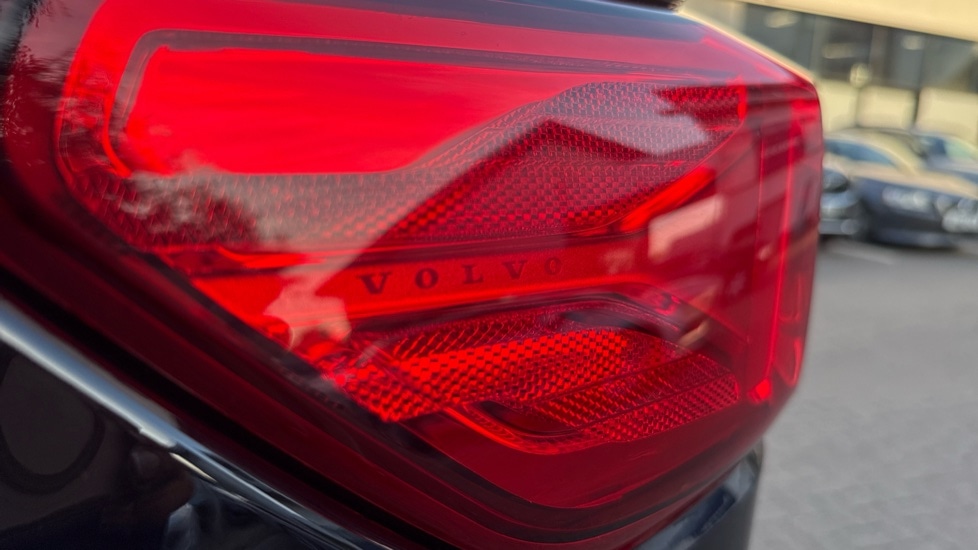 Used Volvo XC40 2023 for sale - 76375498: Photo 18