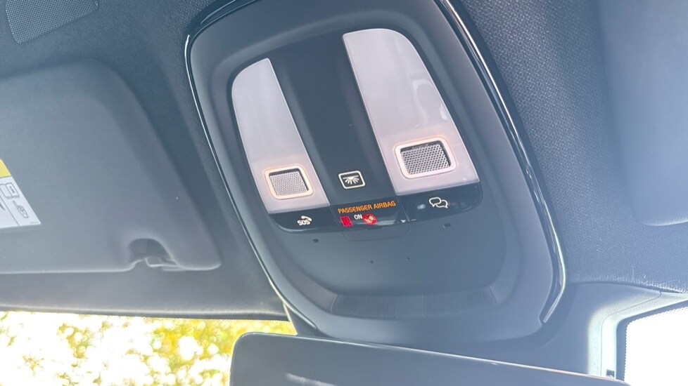 Used Volvo XC40 2023 for sale - 76375498: Photo 31