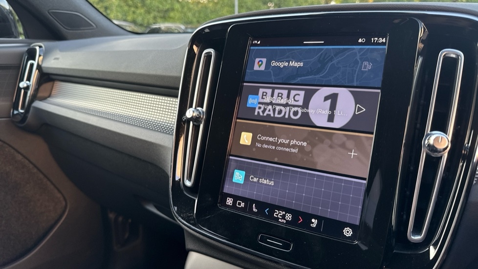 Used Volvo XC40 2023 for sale - 76375498: Photo 42