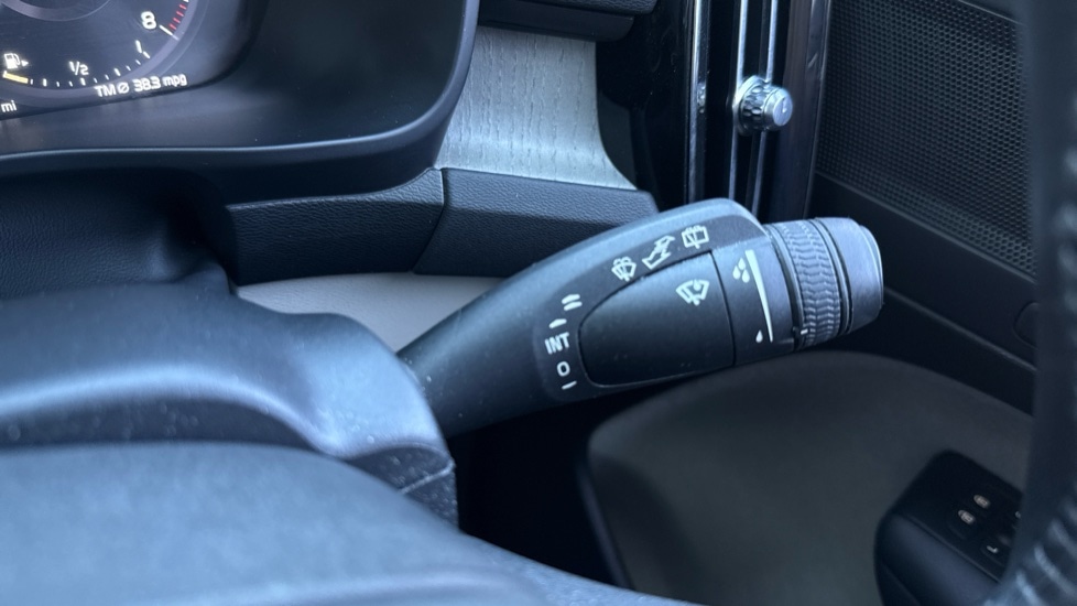 Used Volvo XC40 2021 for sale - 78133501: Photo 25