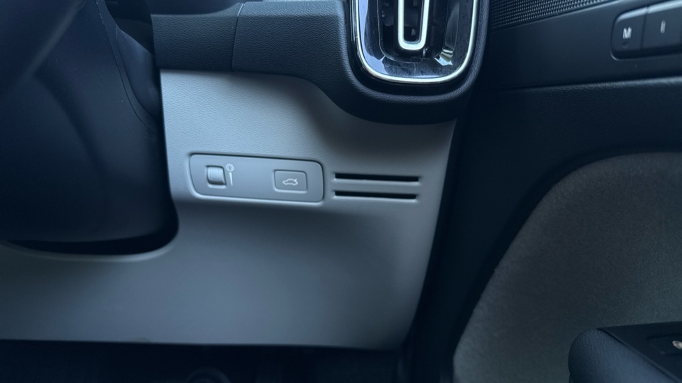 Used Volvo XC40 2021 for sale - 78133501: Photo 26