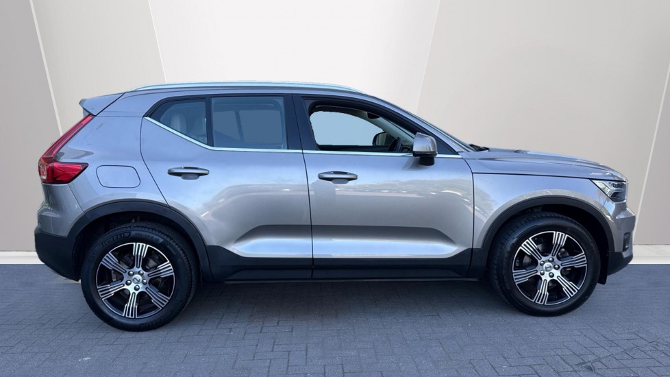 Used Volvo XC40 2021 for sale - 78133501: Photo 3