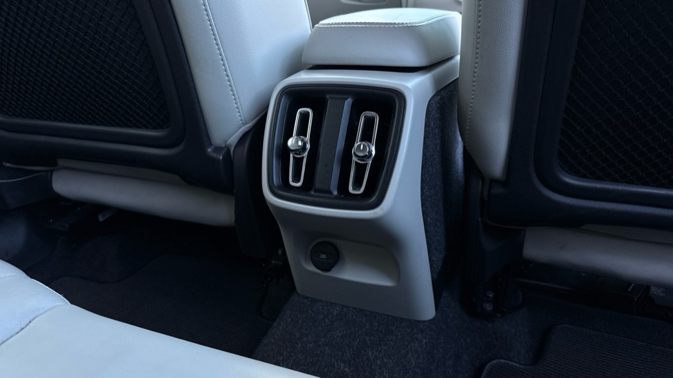 Used Volvo XC40 2021 for sale - 78133501: Photo 36