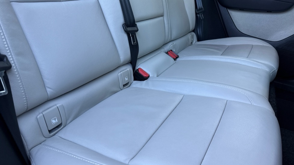 Used Volvo XC40 2021 for sale - 78133501: Photo 37