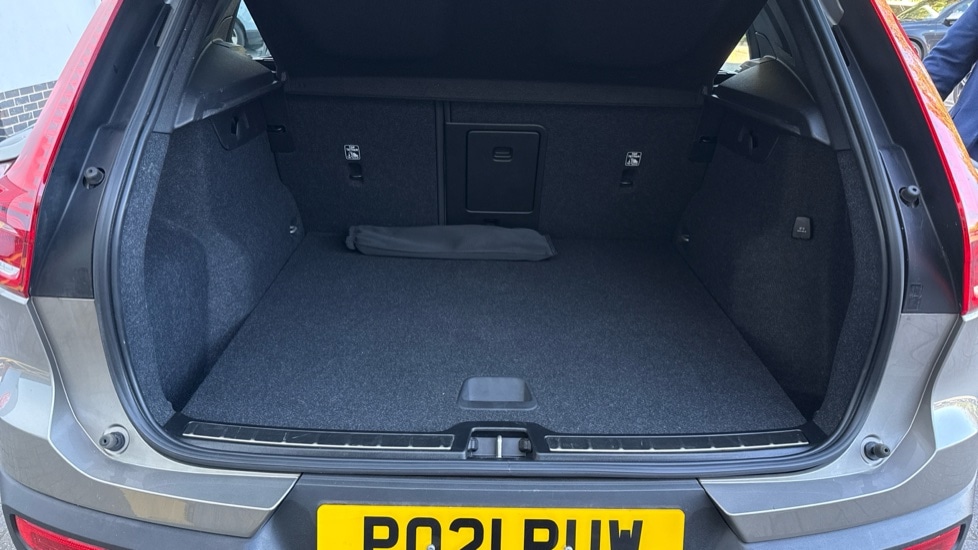 Used Volvo XC40 2021 for sale - 78133501: Photo 40