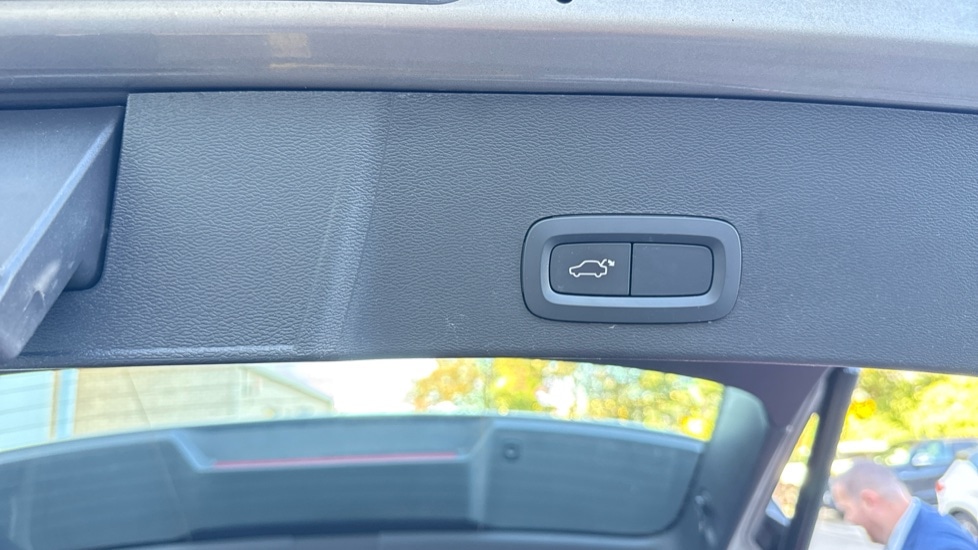 Used Volvo XC40 2021 for sale - 78133501: Photo 42