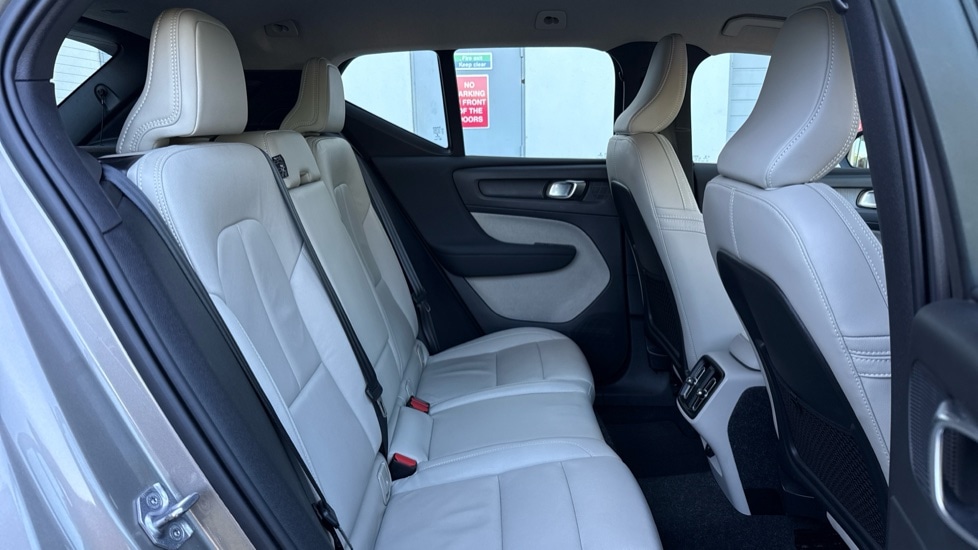 Used Volvo XC40 2021 for sale - 78133501: Photo 6