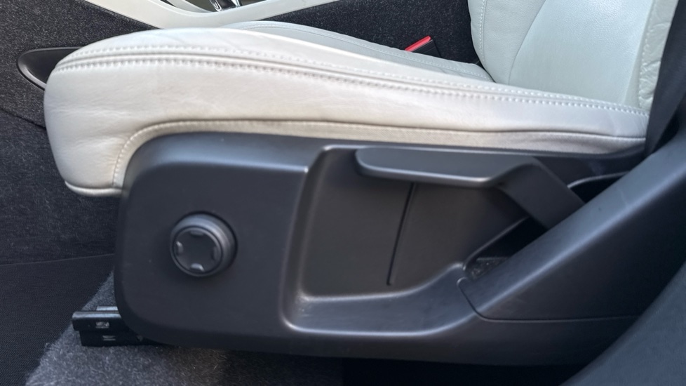 Used Volvo XC40 2021 for sale - 77333086: Photo 27