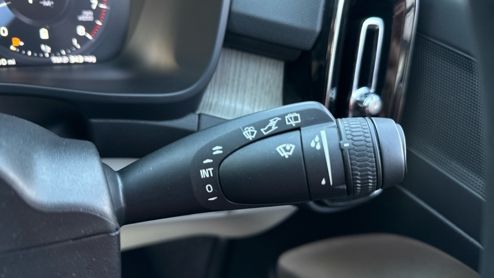 Used Volvo XC40 2021 for sale - 77333086: Photo 39