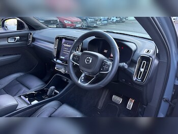 Used Volvo XC40 2021 for sale - 76954435: Photo
