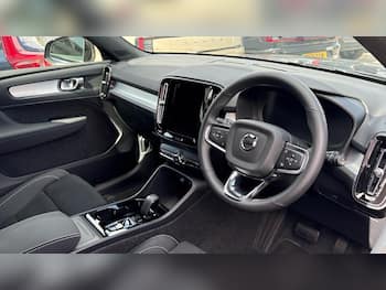Used Volvo XC40 2026 for sale - 79742148: Photo
