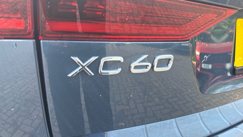 Used Volvo XC60 2025 for sale - 76183907: Photo 17