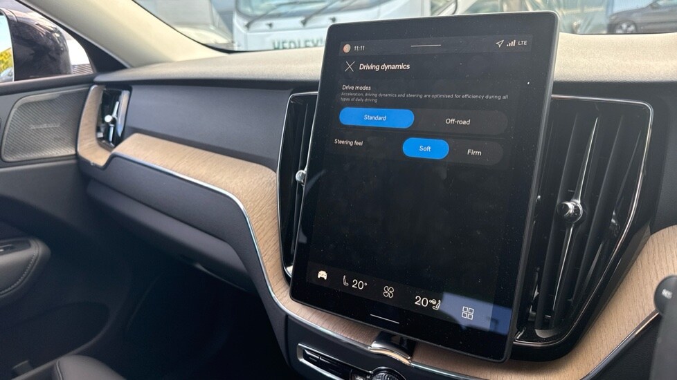 Used Volvo XC60 2025 for sale - 76183907: Photo 36