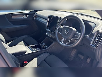 Used Volvo XC40 2024 for sale - 78844381: Photo