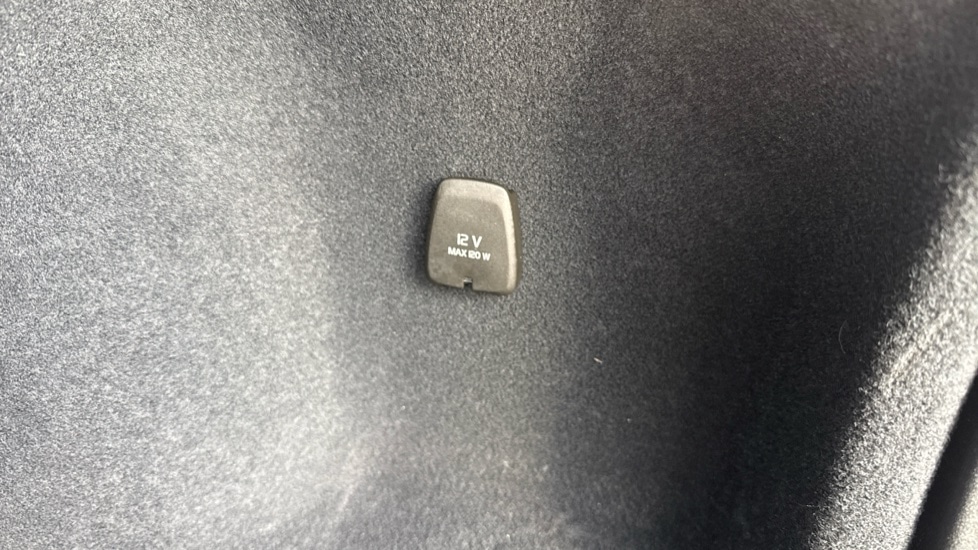 Used Volvo V60 2025 for sale - 77532029: Photo 18