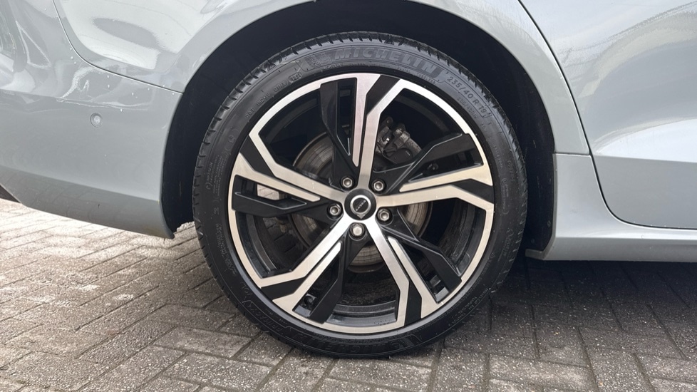 Used Volvo V60 2025 for sale - 77532029: Photo 25