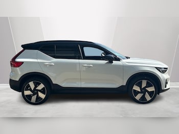 Used Volvo XC40 2023 for sale - 79184689: Photo