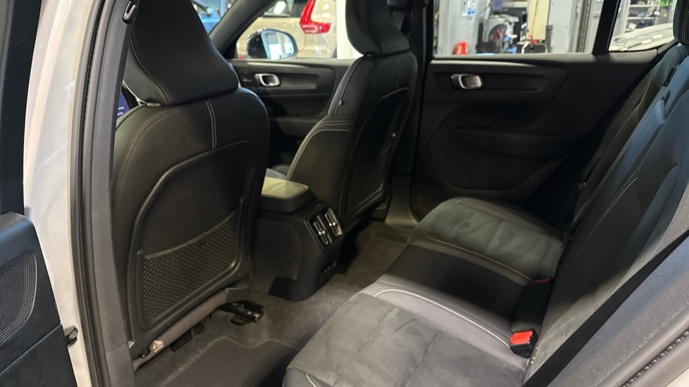 Used Volvo C40 2023 for sale - 77399291: Photo 24