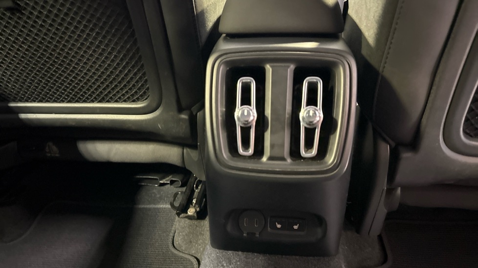 Used Volvo C40 2023 for sale - 77399291: Photo 30