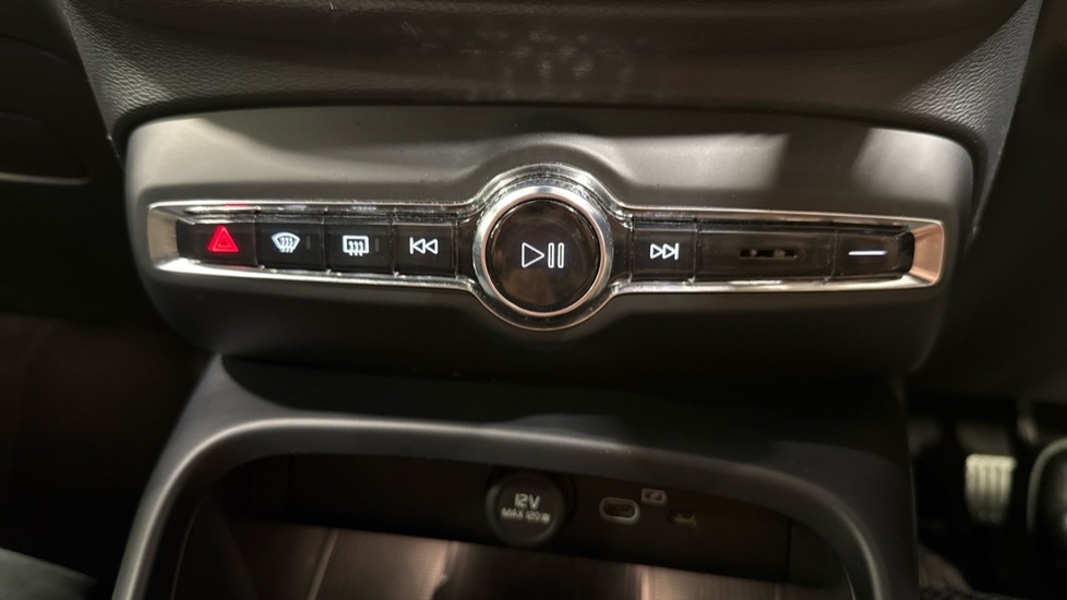 Used Volvo C40 2023 for sale - 77399291: Photo 39