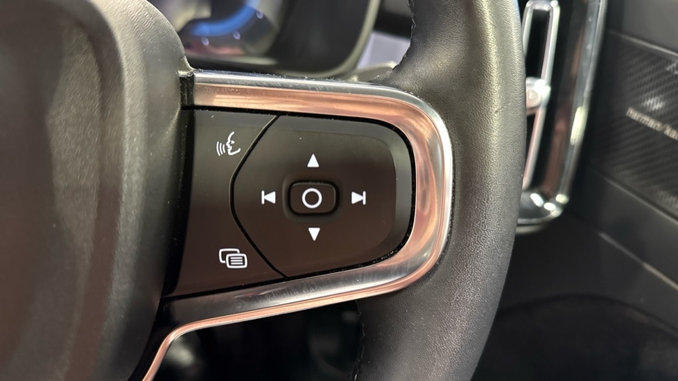 Used Volvo C40 2023 for sale - 77399291: Photo 41