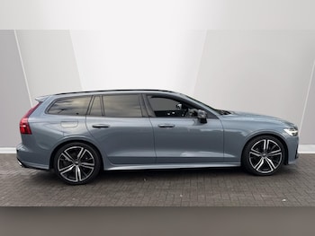 Used Volvo V60 2021 for sale - 76966576: Photo