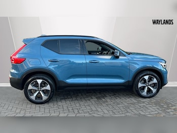 Used Volvo XC40 2023 for sale - 79256528: Photo
