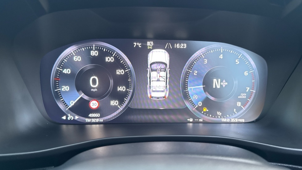 Used Volvo XC40 2021 for sale - 77592139: Photo 44