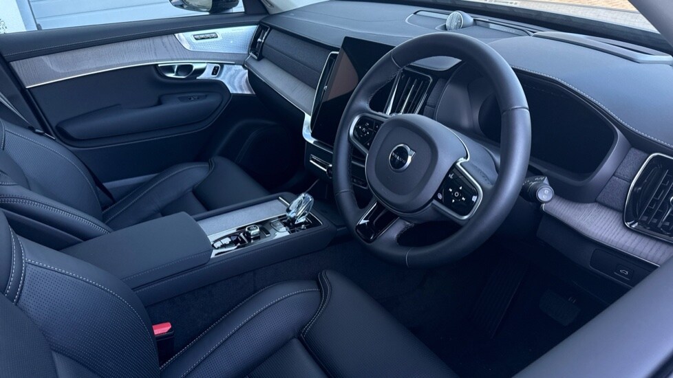 Used Volvo XC90 2025 for sale - 77708295: Photo 25