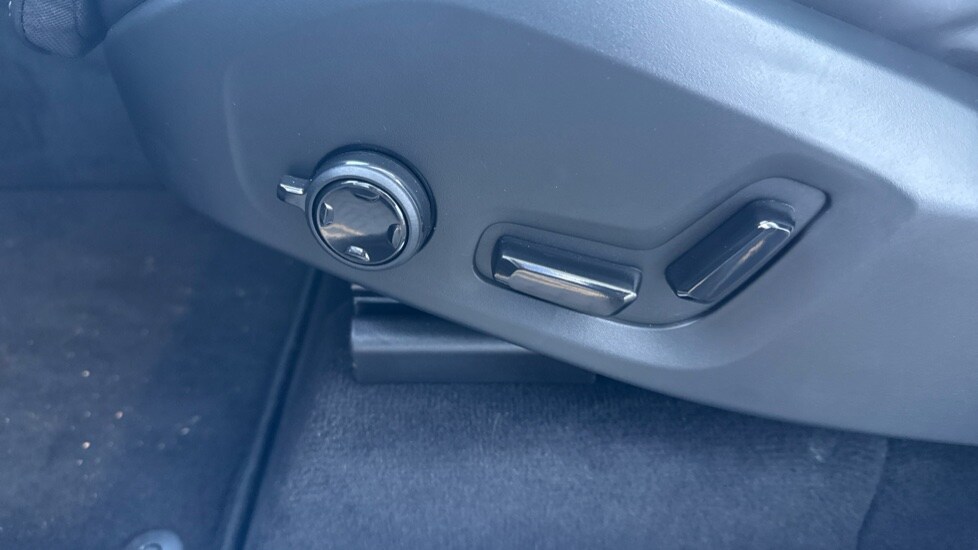 Used Volvo XC90 2025 for sale - 77708295: Photo 34