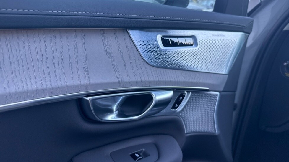 Used Volvo XC90 2025 for sale - 77708295: Photo 35