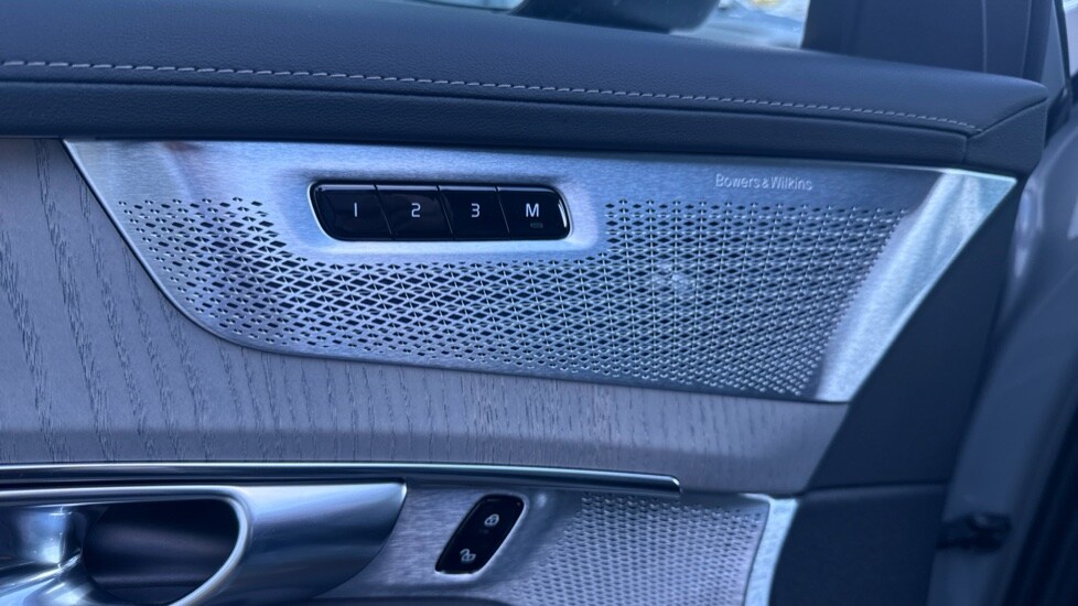 Used Volvo XC90 2025 for sale - 77708295: Photo 36