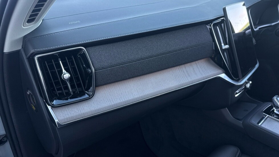 Used Volvo XC90 2025 for sale - 77708295: Photo 38