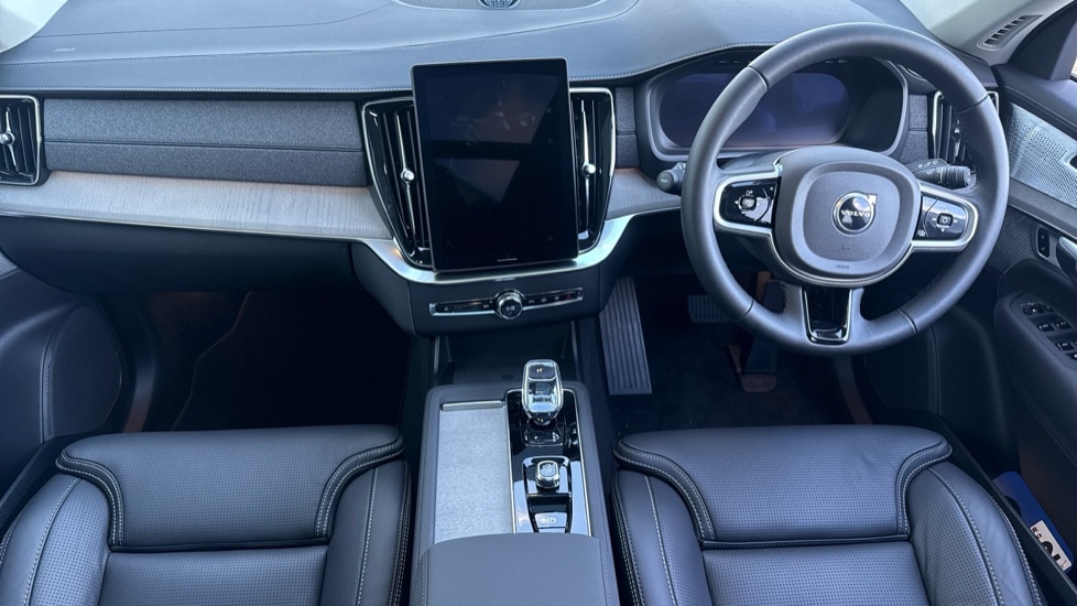 Used Volvo XC90 2025 for sale - 77708295: Photo 5