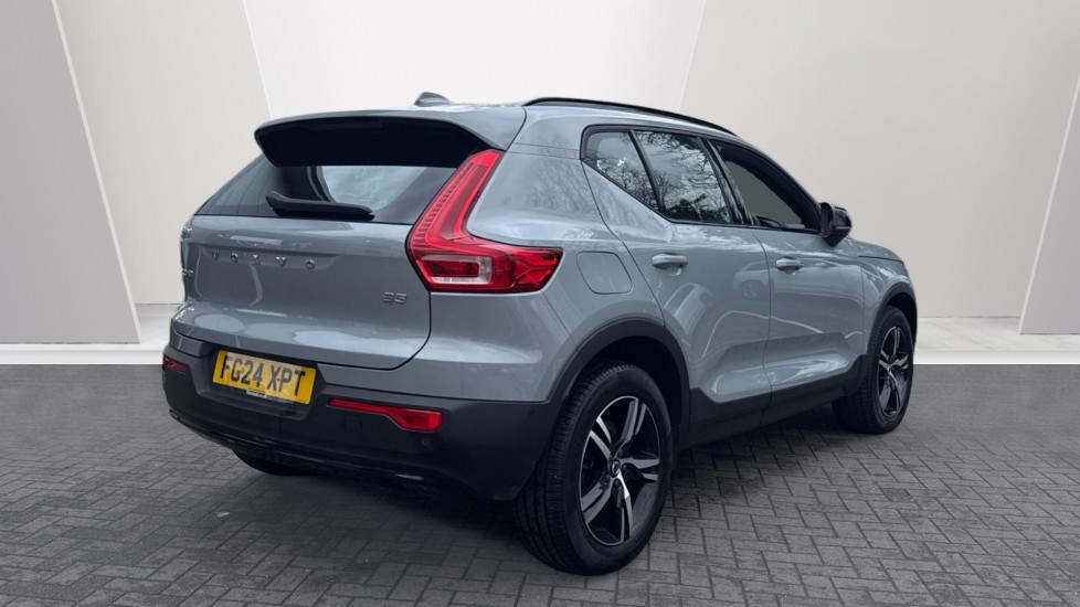 Used Volvo XC40 2024 for sale - 77434752: Photo 2