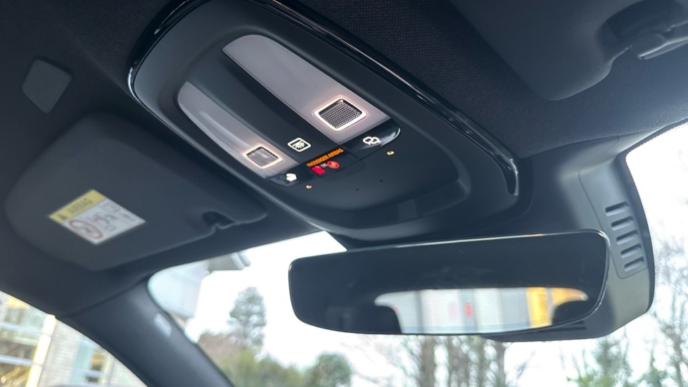 Used Volvo XC40 2024 for sale - 77434752: Photo 42