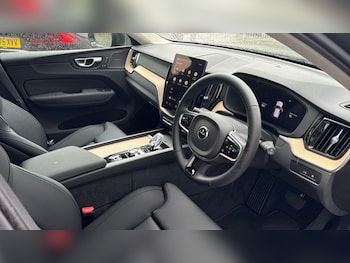 Used Volvo XC60 2026 for sale - 77739933: Photo