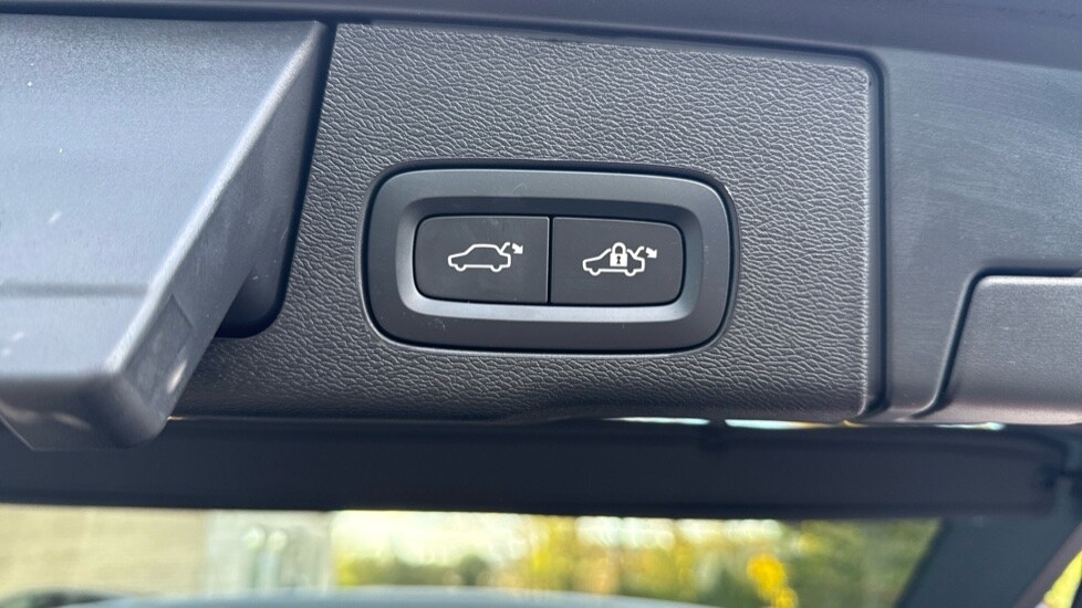 Used Volvo XC60 2025 for sale - 77745712: Photo 18