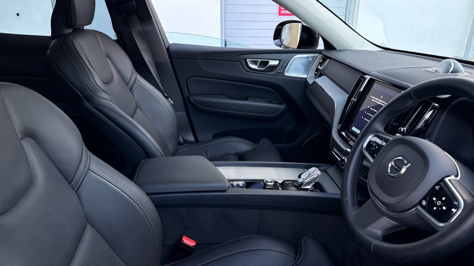 Used Volvo XC60 2025 for sale - 77745712: Photo 34
